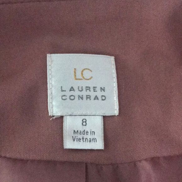 Blazer - Picture 4 of 5